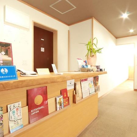 Simple Sleep 個室カプセル Hitoyoshi Exterior foto