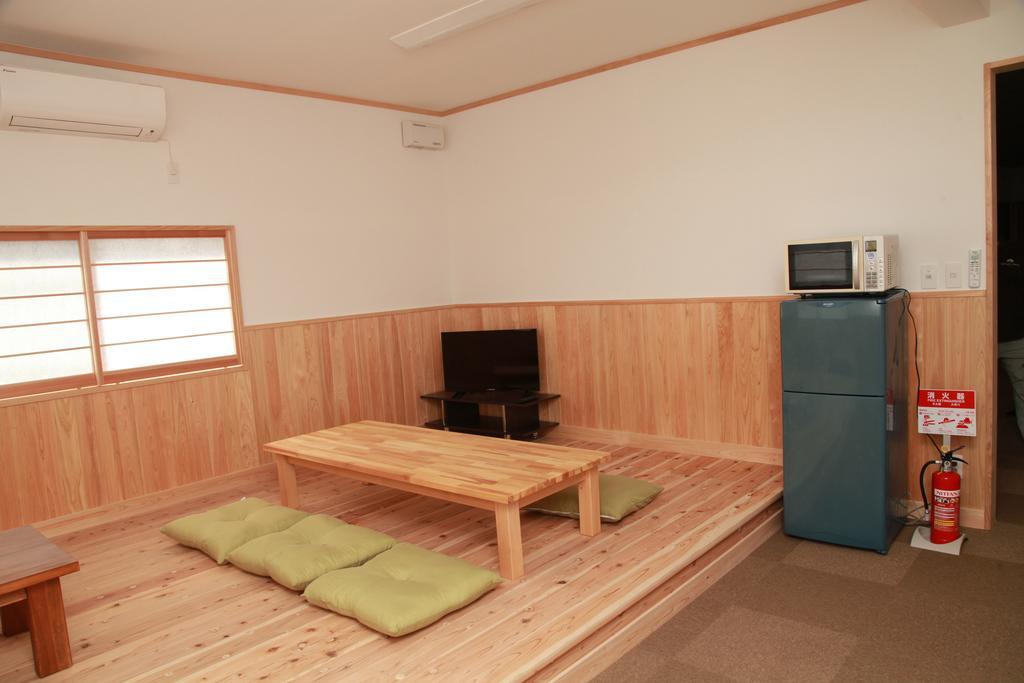 Simple Sleep 個室カプセル Hitoyoshi Exterior foto